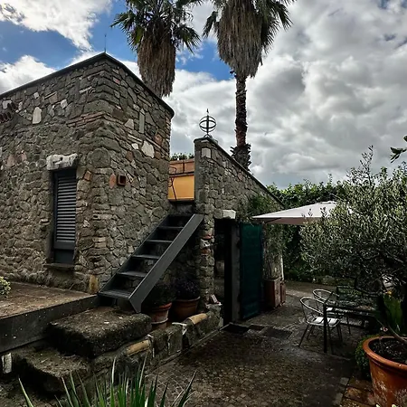 Apartment Borgo De' Paolis